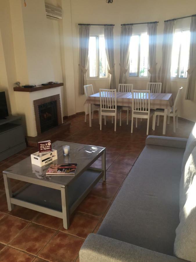 Villa Casa Las Fresas Alcaucín المظهر الخارجي الصورة