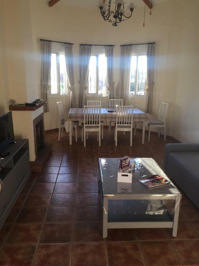 Villa Casa Las Fresas Alcaucín المظهر الخارجي الصورة