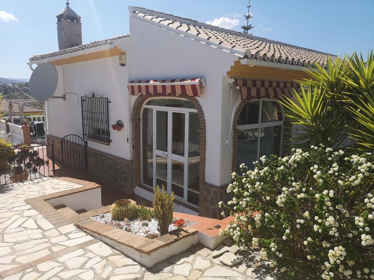 Villa Casa Las Fresas Alcaucín المظهر الخارجي الصورة